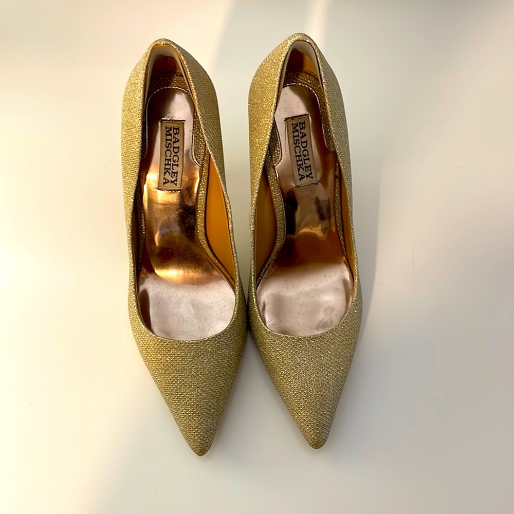 Badgley Mischka Champagne Gold Heels - size 8.5